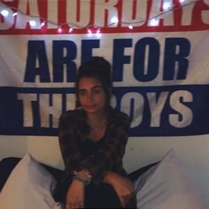 Meet your Posher, Mia